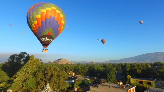 Pyramid Balloon – Mexico